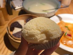 黑松露鹅肝包-荣小馆(杭州大厦店)