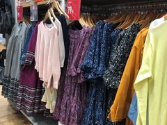 -优衣库(东莞汇一城店)