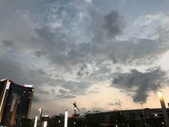 -丽莎沙拉轻食餐厅(国贸店)