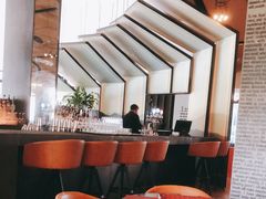 -WOLFGANG PUCK KITCHEN & BAR(迪士尼小镇店)
