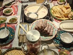 -尚尚仙·酸汤猪手·猪肚鸡火锅(华联万柳购物中心店)