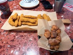 -必胜客(大宁路店)