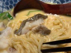 招牌黄鱼面-荣家黄鱼面(前滩太古里店)