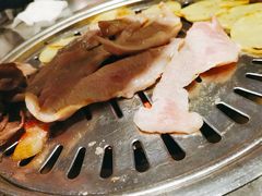 松阪肉-韩聚屋韩国烤肉餐厅(新北万达店)