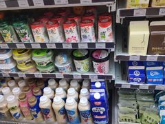 -全家便利店(上海南站站店)