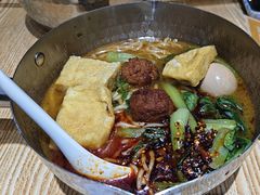 -魔都三兄弟酸辣粉·蘸卤炸串(虹桥万科店)