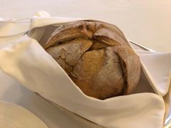 餐前面包-上海和平饭店华懋阁 Cathay Room