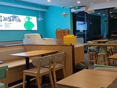 大堂-老乡鸡(肥东彩虹新城店)