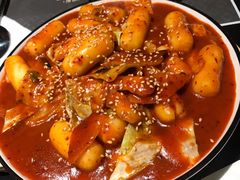 鱼饼炒年糕-博欧姆新派韩国料理·炸鸡(艾尚店)