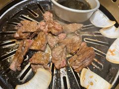 -炼火烤肉店