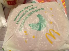 青花椒风味麦辣鸡腿汉堡-麦当劳(西单明珠店)