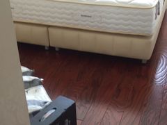 -斯林百兰(上海闵行剪刀石头布店)