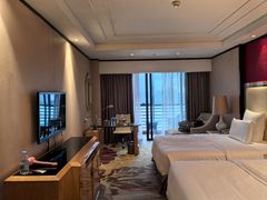 -永恒朗悦酒店(广西大学地铁站大学东路万达广场店)