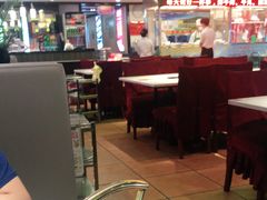 大堂-潮泰牛肉火锅 · 创于1992年(车公庙店)