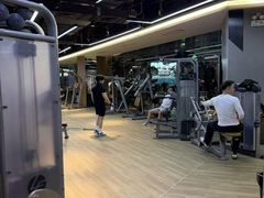 -威克健身游泳(万菱汇店)