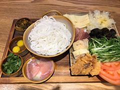 -麦麦山云南菜(复地活力城店)