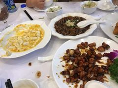 咸蛋黄豆腐-雪园上海饭店(港湾1号店)