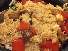 当红小炒肉石锅饭-新白鹿餐厅(城西银泰城店)