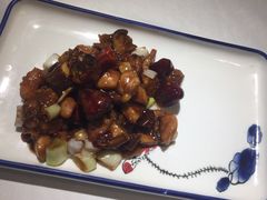 宫爆蘑菇鸡-肆月河豚·新淮扬(金融街店)