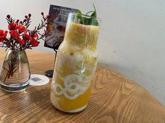 菠萝碰乌龙-gaga(深圳南山益田假日广场店)