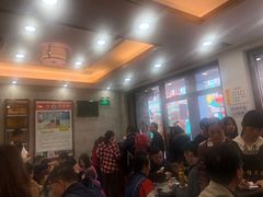 等位区-仁信老铺(华盖路店)