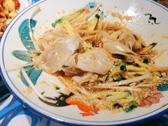 -川流不息·地道川菜·小龙虾(新松江路店)