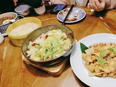 -雀舞云南菜(天津天河城购物中心店)