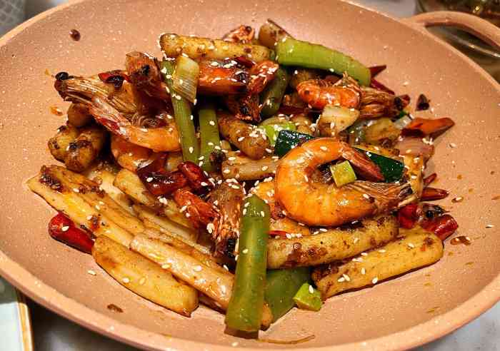 川堂风(颛桥万达店)-"颛桥万达广场4楼的店,人气还是蛮旺的,周.