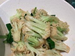 -渔语鱼酸菜鱼新川菜(来福士店)