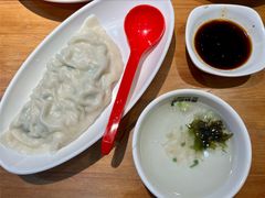 -王慧洁开口虾水饺·地道东北菜(银泰城店)