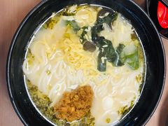 -灵芝妹子海鲜米线(香炉礁山姆店)