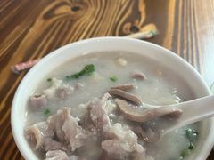 -洲心明记烧肉大粥(总店)