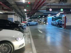 -大融城-停车场