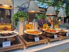 -川骄海鲜自助(王府井奥莱UP TOWN店原世界之花店)