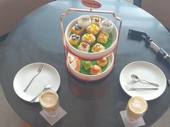 -亚龙湾喜来登·美景台大堂吧