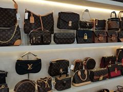 -六六奢品·vintage中古·回收二手奢侈品包包手表首饰(环球港店)