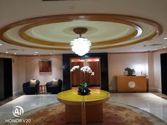 -上海波特曼丽思卡尔顿酒店