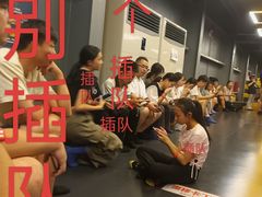 -极限PLAY运动娱乐新世界·团建派对潮玩休闲馆·室内蹦极高空游乐园