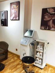 -明洞造型精品烫染