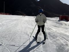 -荣盛康旅野三坡滑雪场