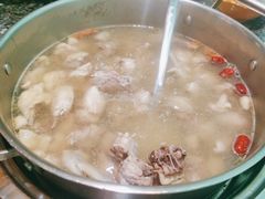 鸡汤火锅-一席地·本地鸡窝·杭帮鸡火锅(萧山银隆百货店)