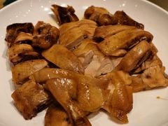 -年辉渔村·非遗传承餐厅(新丰江店)