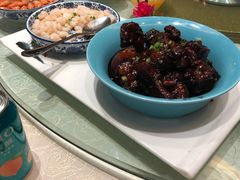 -山明水秀大饭店