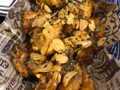 -BHC炸鸡(明洞总店)