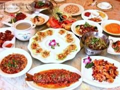 -新侗家食府(蟠桃宫店)