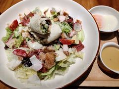 经典凯撒沙拉配鸡肉卷-POKEE VIA&Brunch·维娅(重庆来福士店)