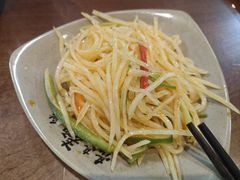 -亮亮面馆(经六路店)