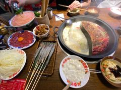 -萍姐火锅·公路夜市(武汉首店)