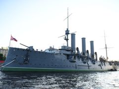 -阿芙乐尔号巡洋舰