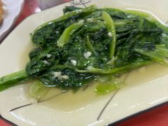 -银峰农庄·特色烧鸡·鲜无花果浸鸡
